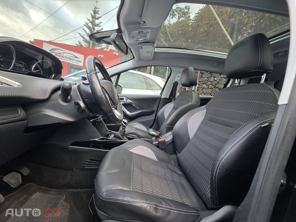 Peugeot 2008 1.6 BlueHDi Allure