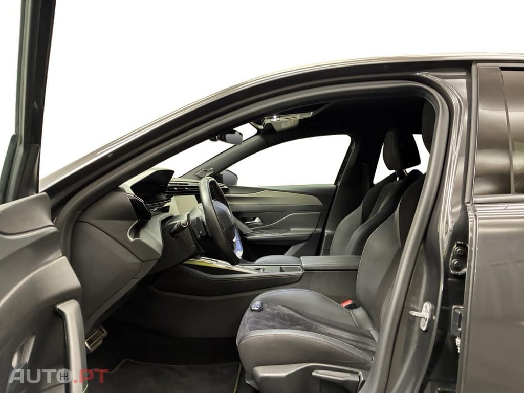 Peugeot 408 1.2 PureTech GT EAT8