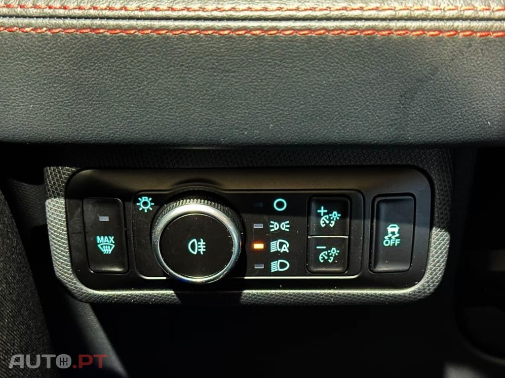 Ford Mustang Mach-E AWD PREMIUM