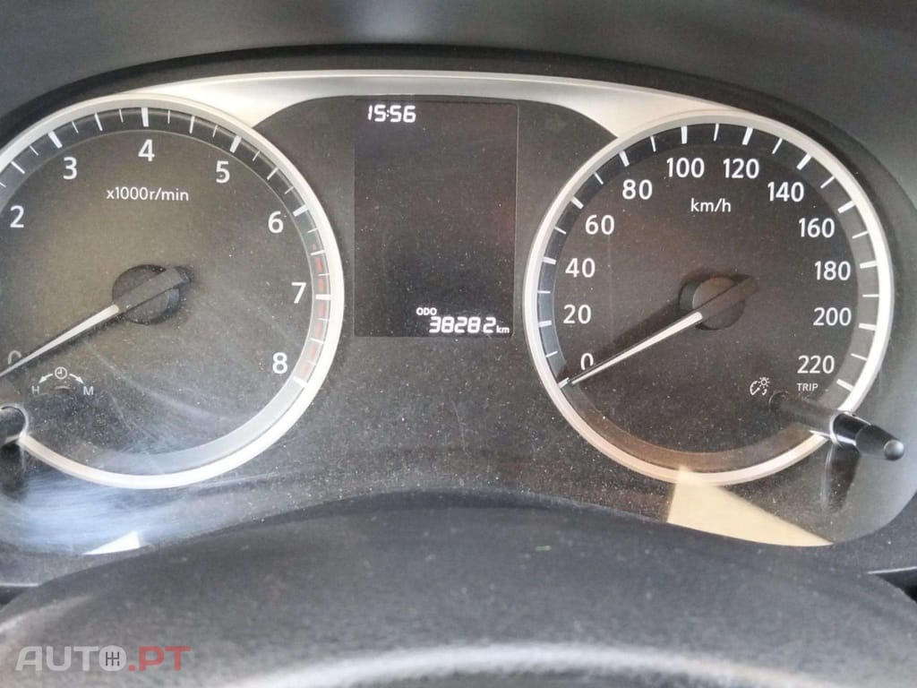 Nissan Micra 1.0 G Acenta