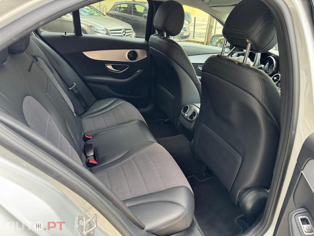 Mercedes-Benz C 300 de Avantgarde