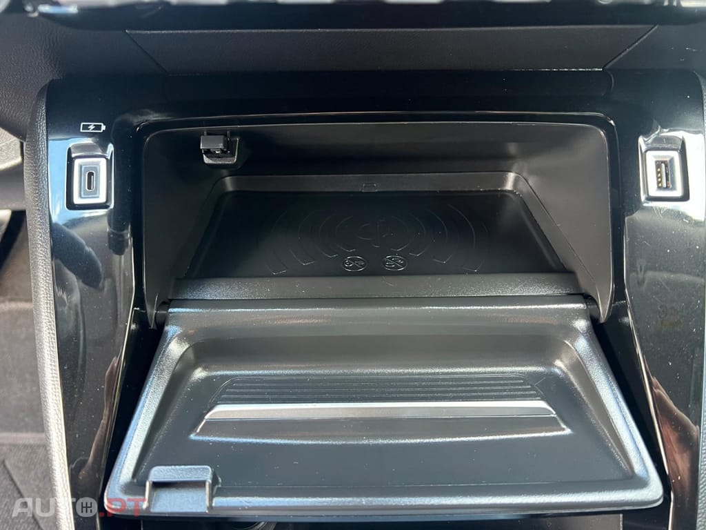 Peugeot 2008 1.2 PureTech Allure Pack