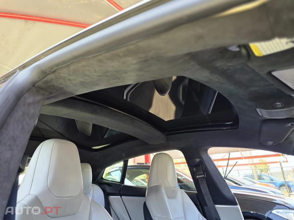 Tesla Model S S 85D