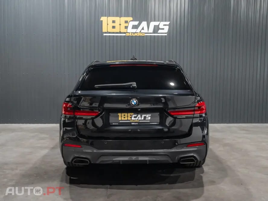 BMW 530 e Pack Desportivo M
