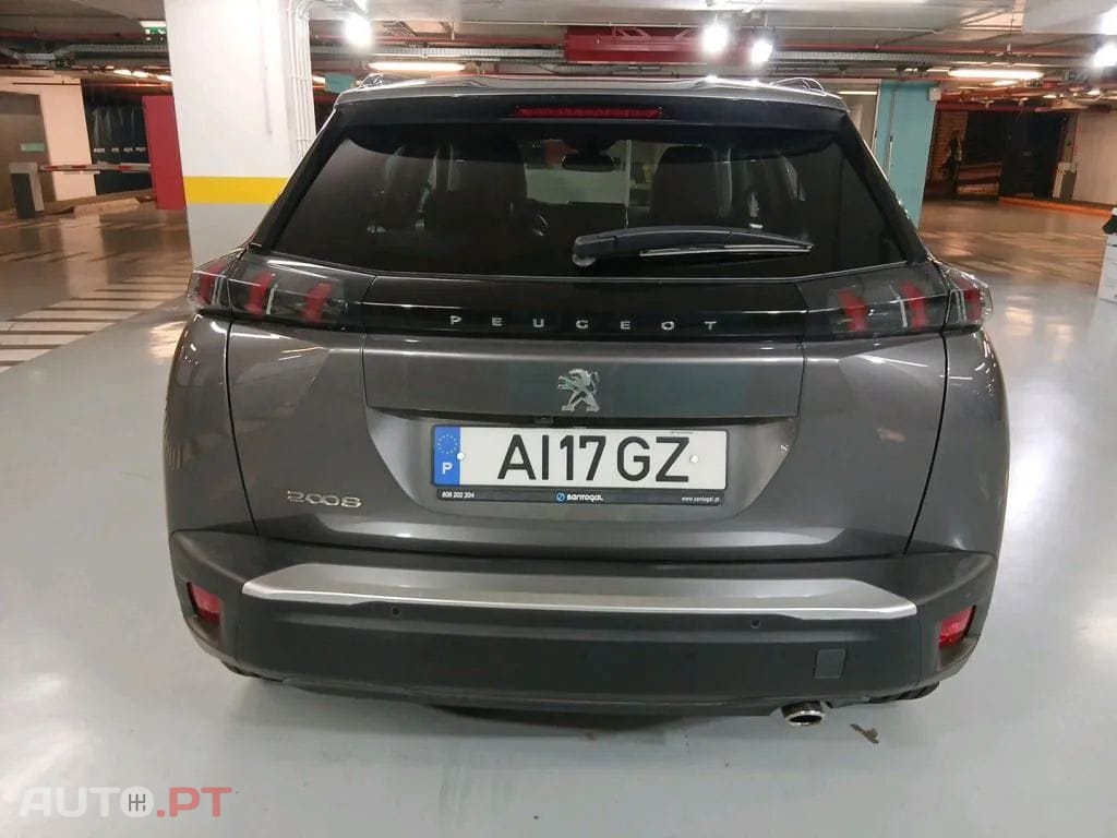 Peugeot 2008 1.5 BlueHDi Allure Pack
