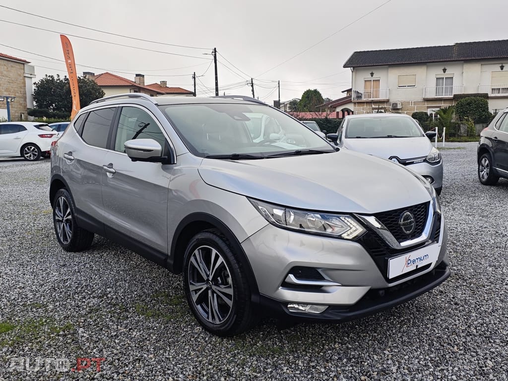 Nissan Qashqai 1.5 dCi N-Connecta J18