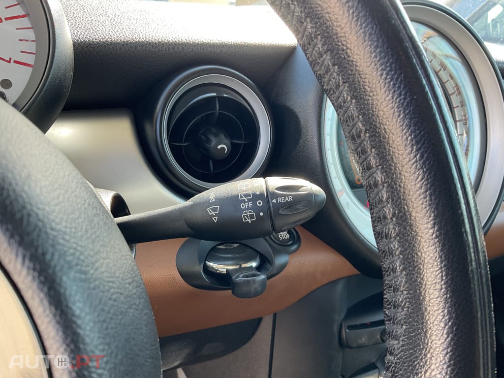 MINI Cooper Cooper D