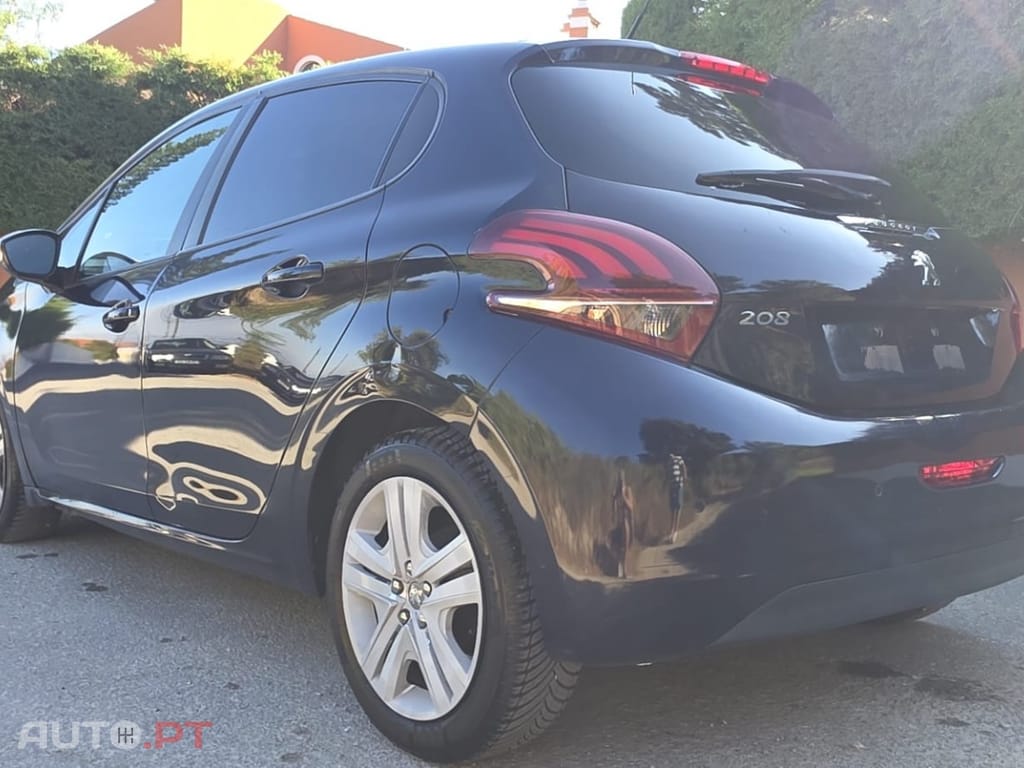 Peugeot 208 1.2 PureTech Style
