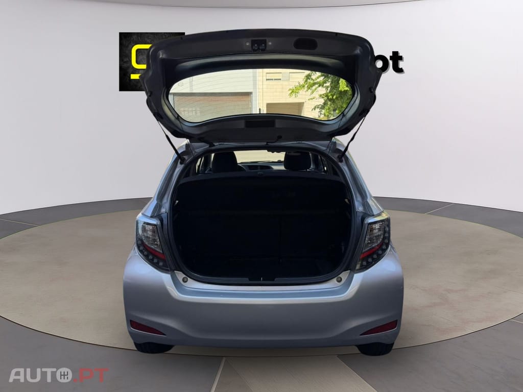 Toyota Yaris 1.0 VVT-i Comfort +PS Style +P.Techno