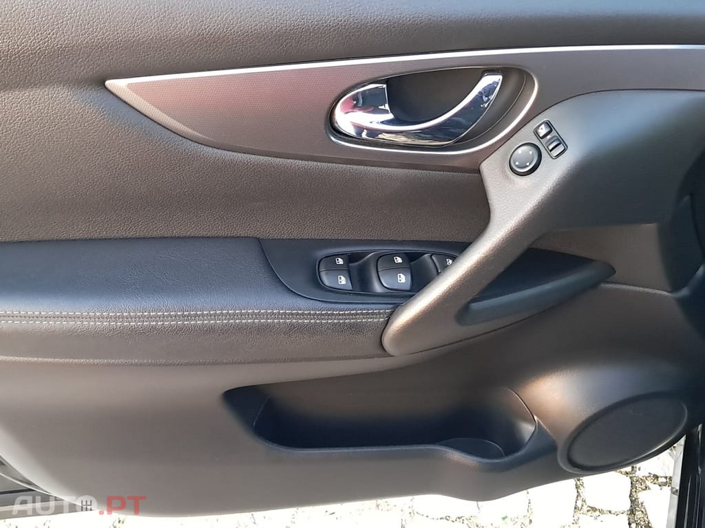 Nissan Qashqai 1.5 dCi N-Connecta