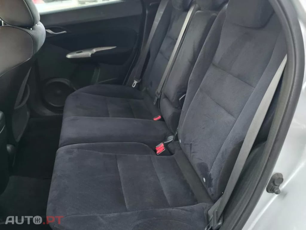 Honda Civic 1.8 Sport