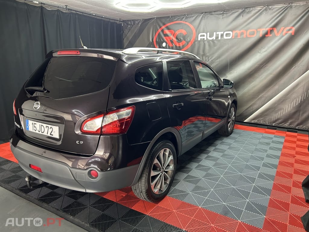 Nissan Qashqai +2 2.0 dCi Tekna Pele Preto — fotografia 4