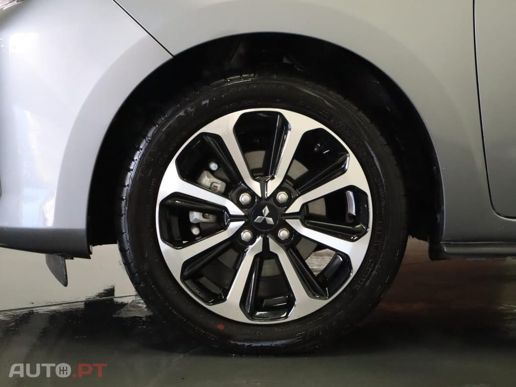 Mitsubishi Space Star 1.2 Connect Edition