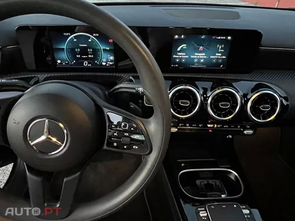 Mercedes-Benz A 250 e 8G-DCT Advanced Progressive