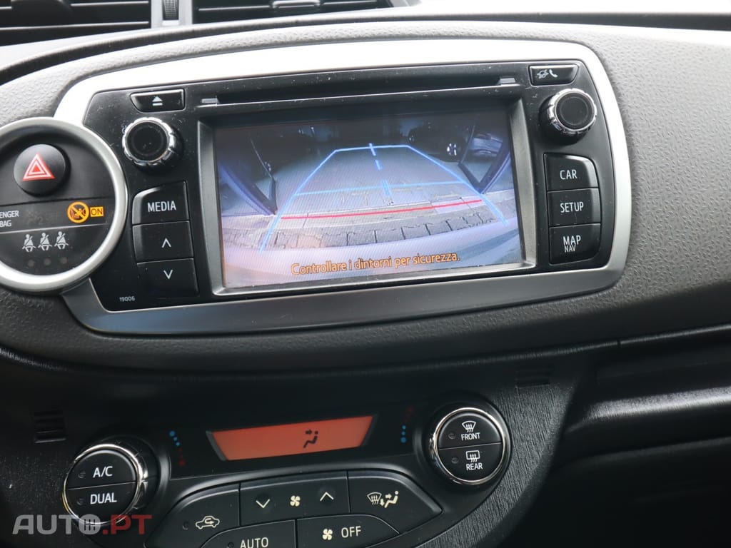 Toyota Yaris 1.4 D-4D Multi Mode Life