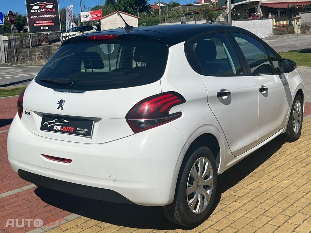 Peugeot 208 ND