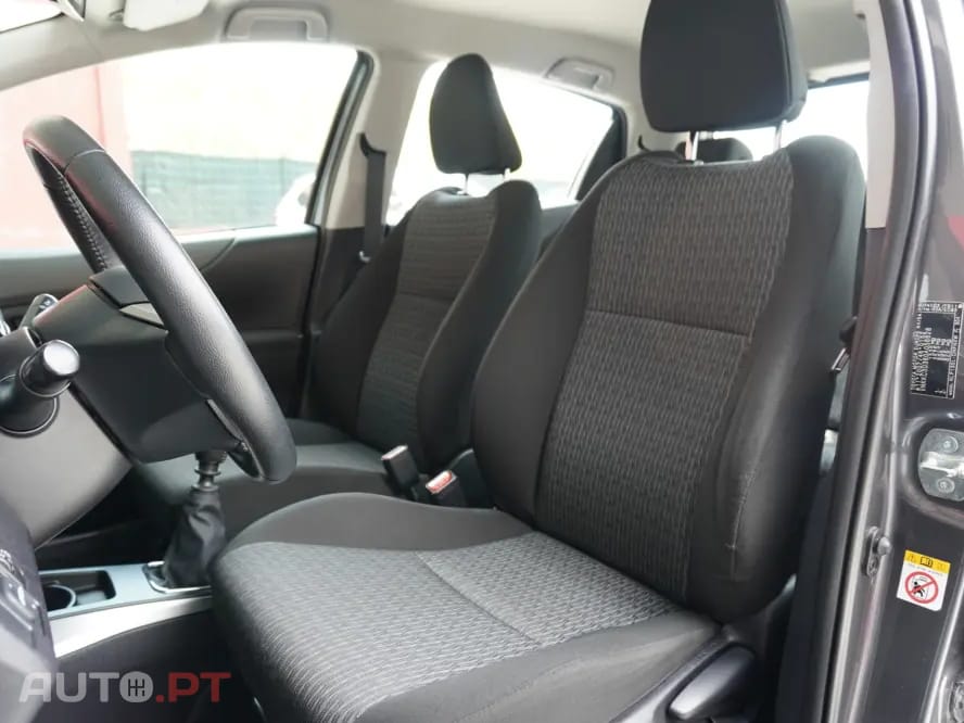 Toyota Yaris 1.4 D-4D ACtive+AC 99g