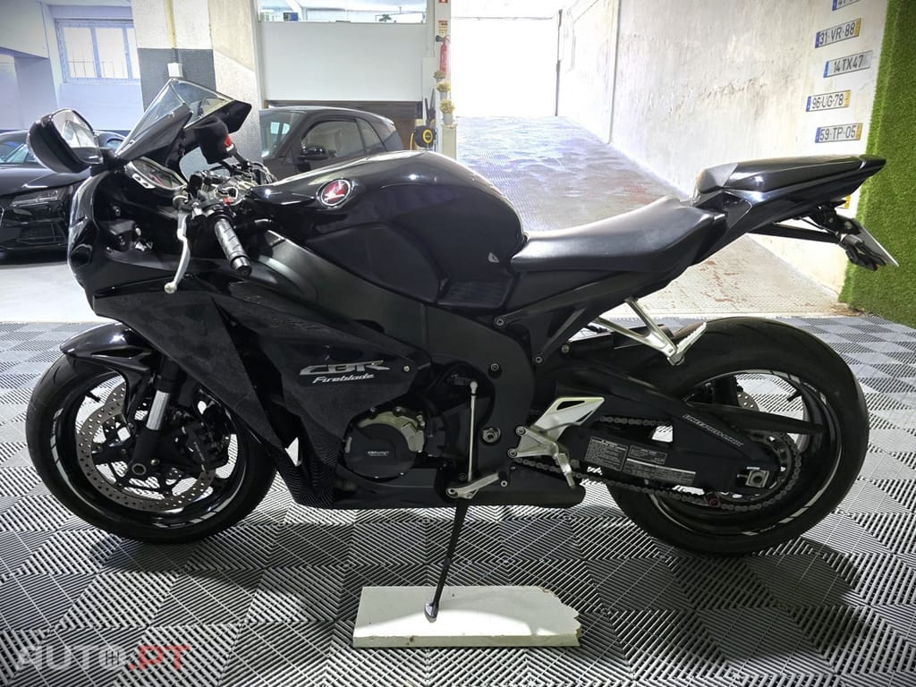 Honda CBR 1000 RR Fireblade