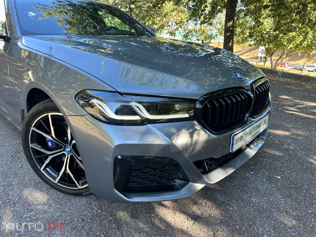 BMW 530 e Pack 50 anos BMW M