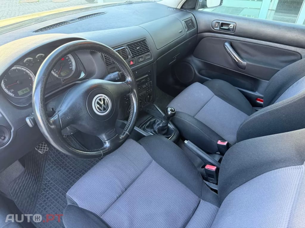 Volkswagen Golf 1.4 FSi Confortline