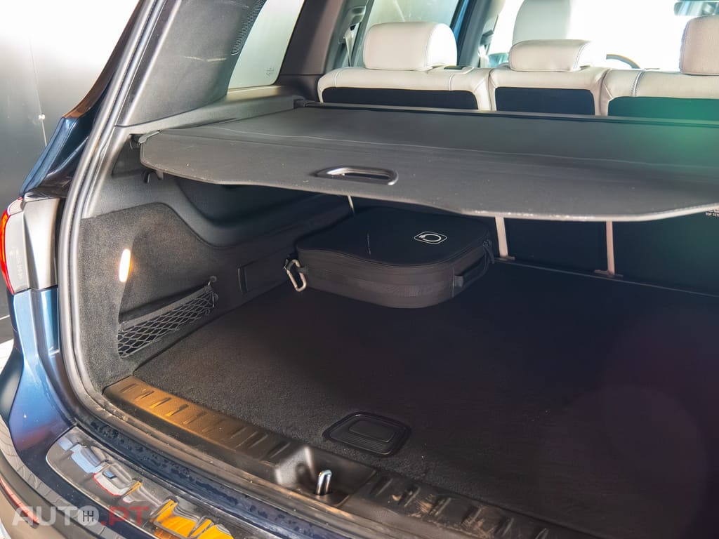 Mercedes-Benz EQB 350 4Matic Edition