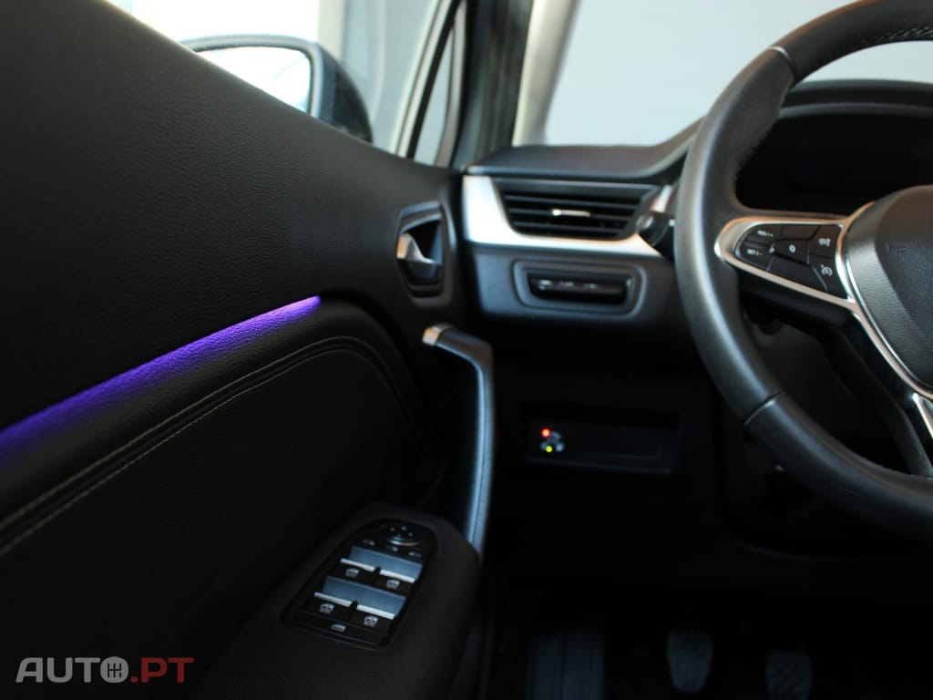Renault Captur 1.0 TCe Techno Bi-Fuel