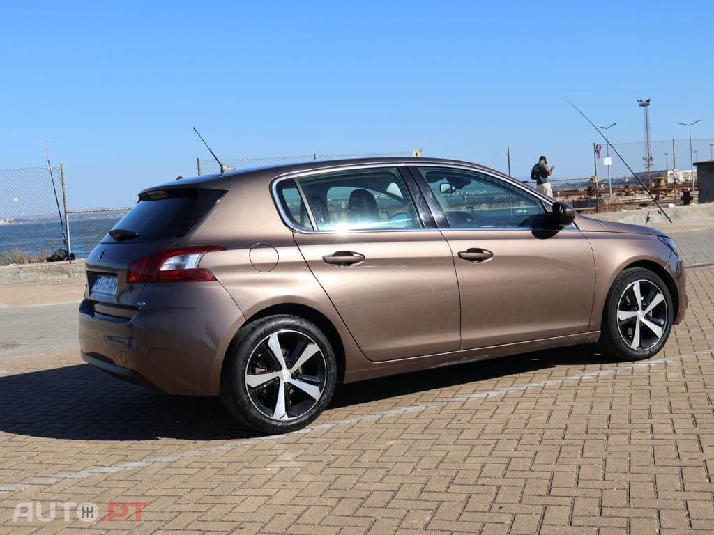 Peugeot 308 1.2 PureTech Active