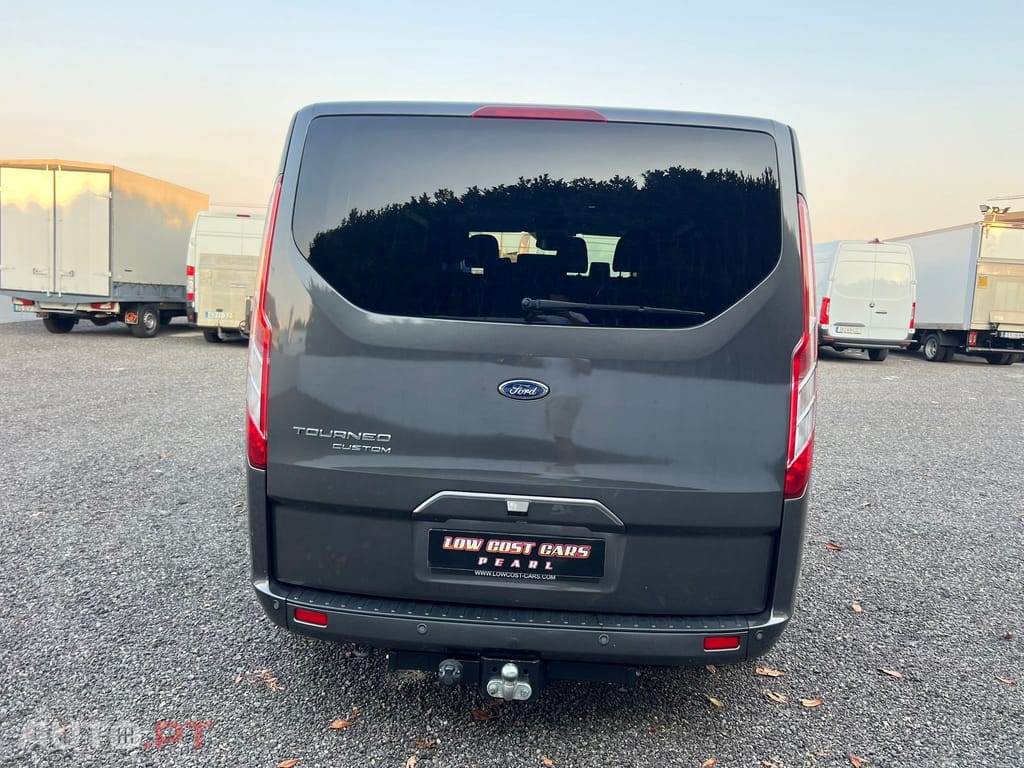 Ford Tourneo 2.0 TDCi Titanium Aut.