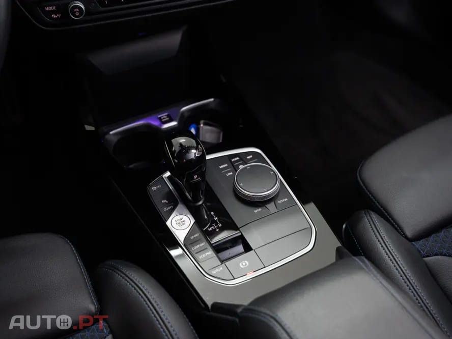 BMW 116 d Pack Desportivo M Auto