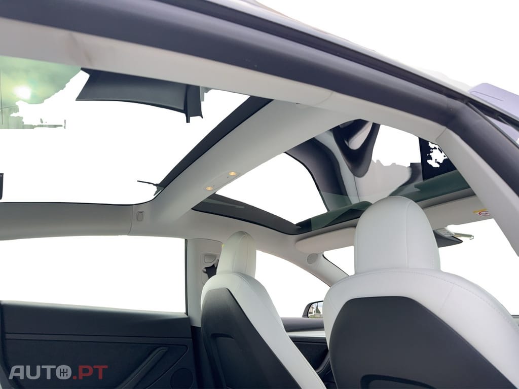 Tesla Model 3 RWD