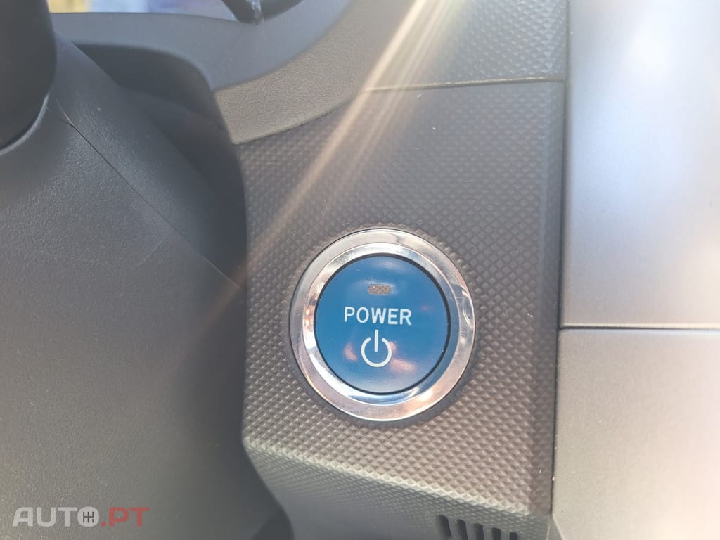 Toyota Auris 1.8 HSD P.Te.+JLL17