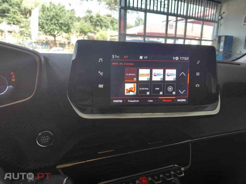 Peugeot 208 1.2 PureTech GT