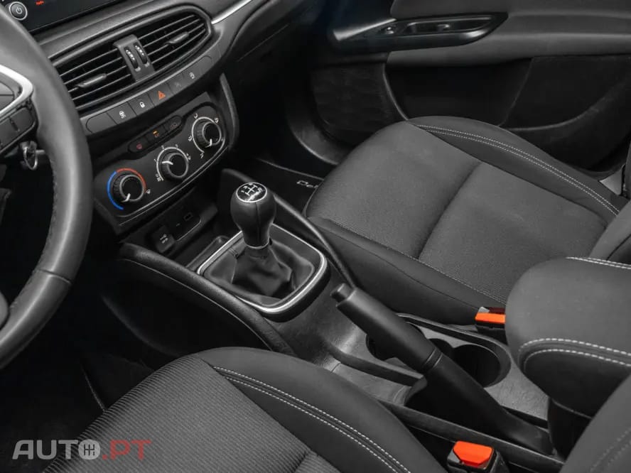 Fiat Tipo 1.3 M-Jet Lounge J17