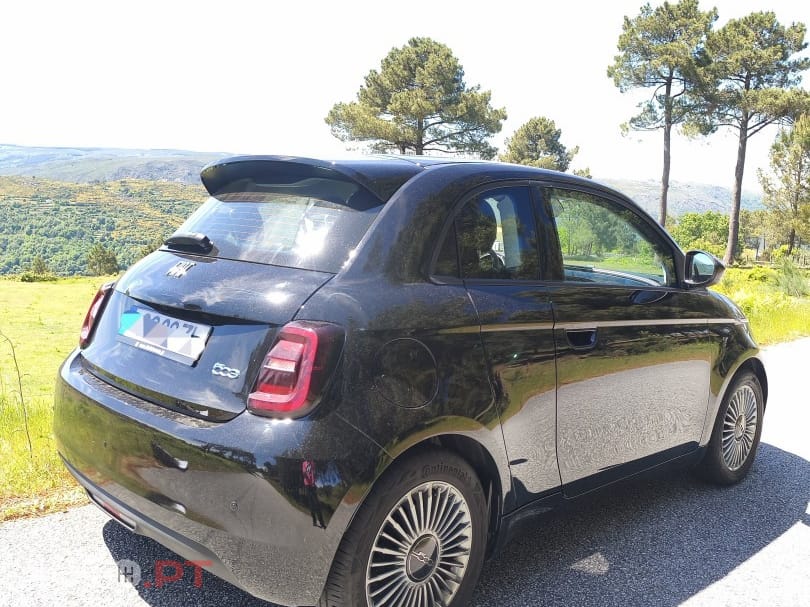 Fiat 500e 42 kWh Icon