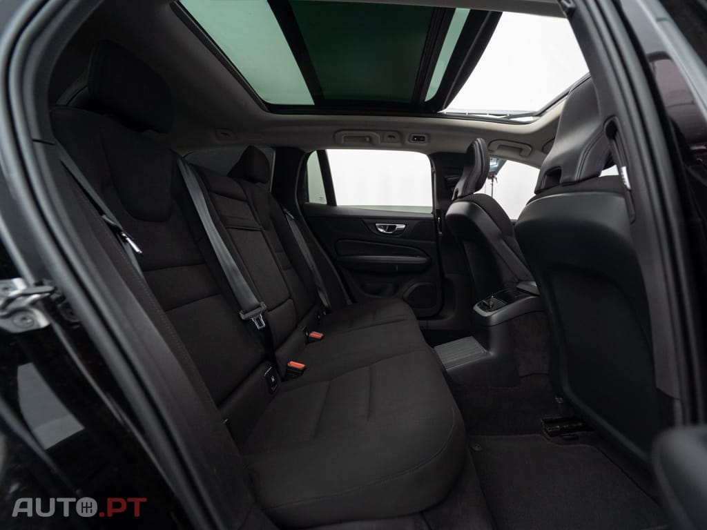 Volvo V60 2.0 T6 AWD TE Inscription Expression