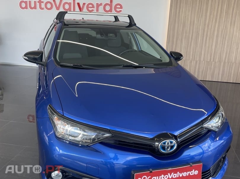 Toyota Auris 1.8 HSD Comfort +P.Techno+P.Sport