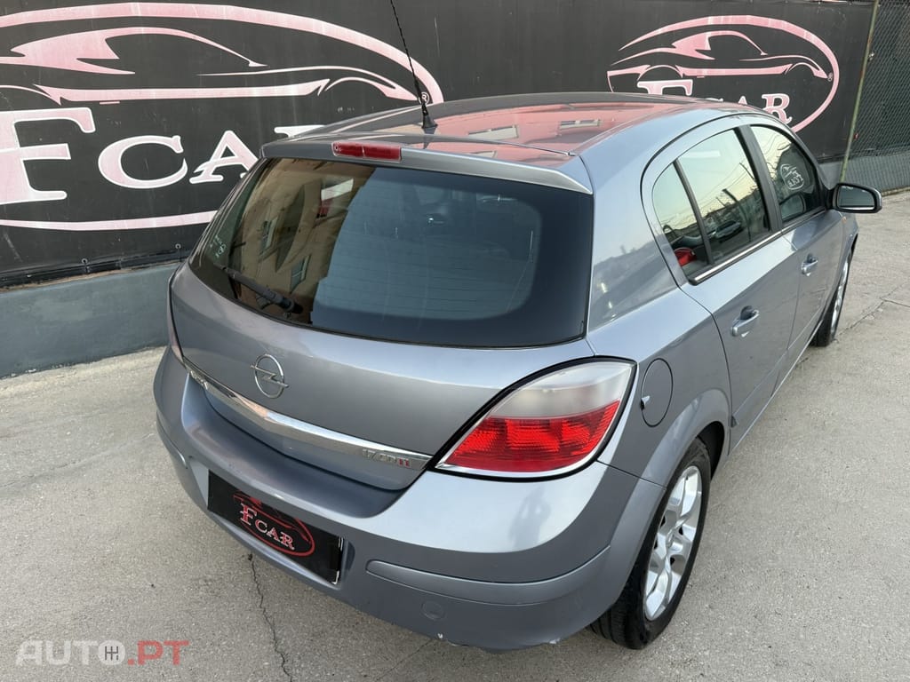 Opel Astra 1.7 CDTi Cosmo M5