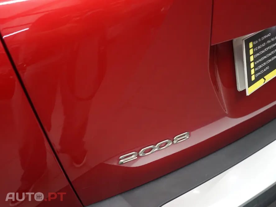 Peugeot 2008 1.2 PureTech Allure