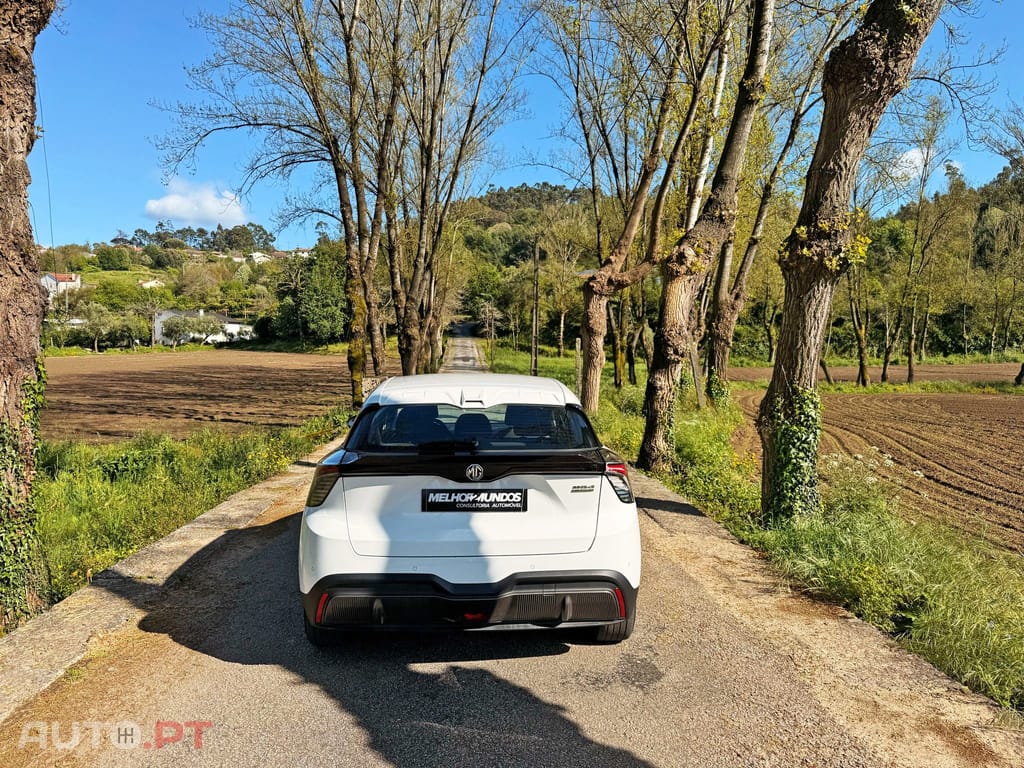MG MG4 51 kWh Standard