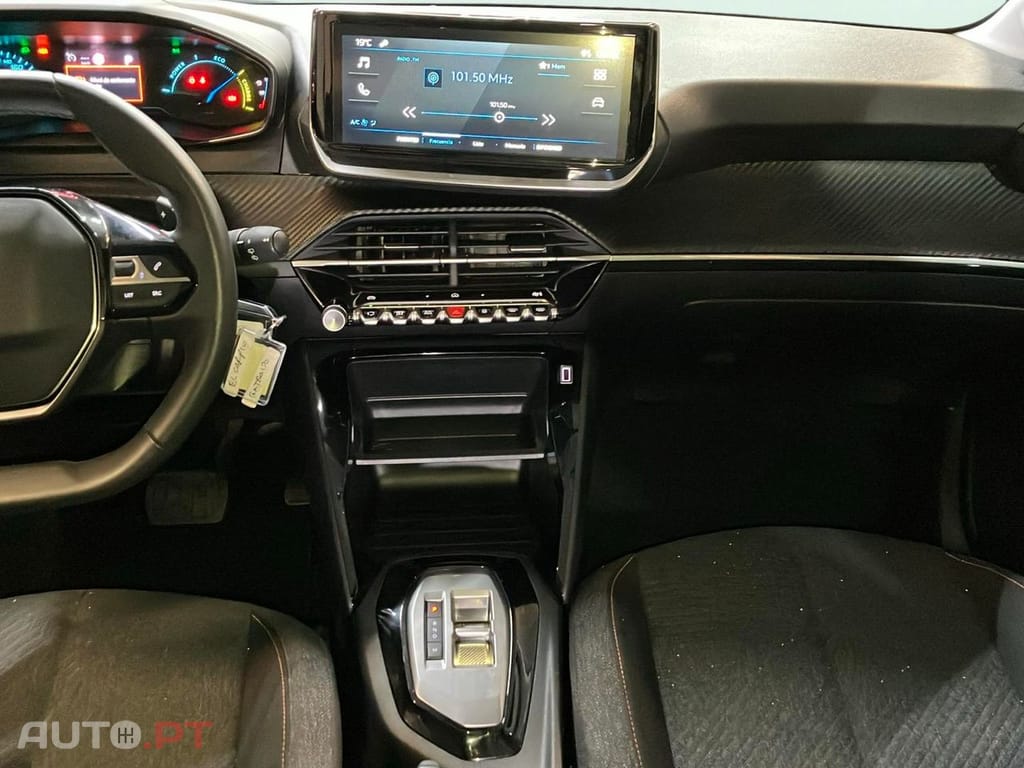 Peugeot 208 1.2 Hybrid Allure e-DCS6