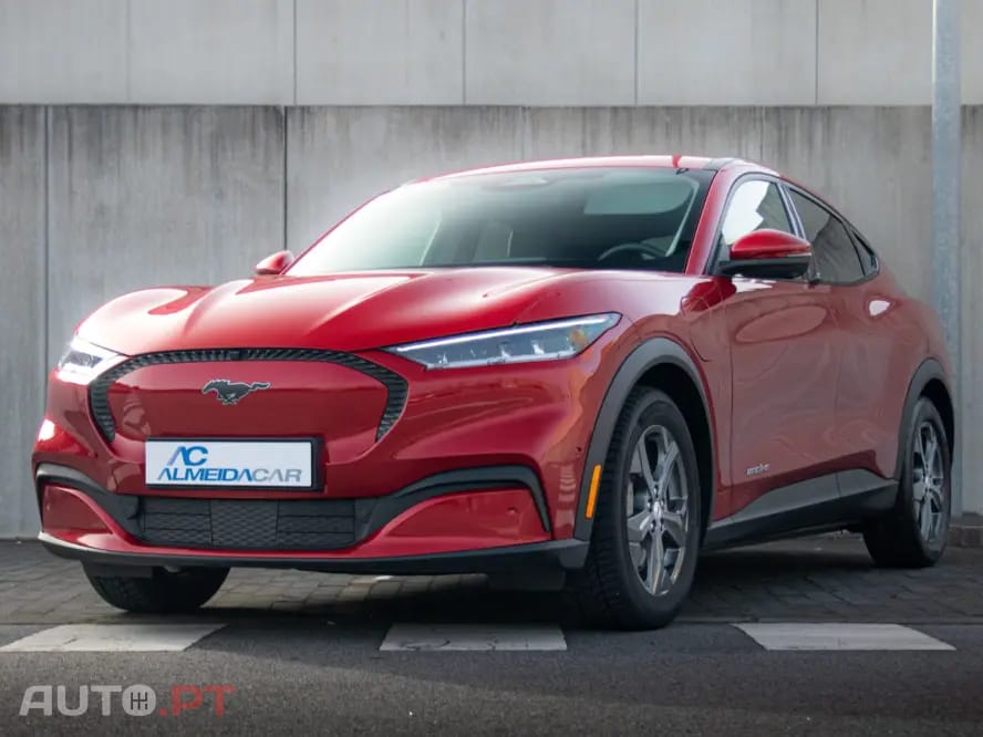 Ford Mustang Mach-E Standard