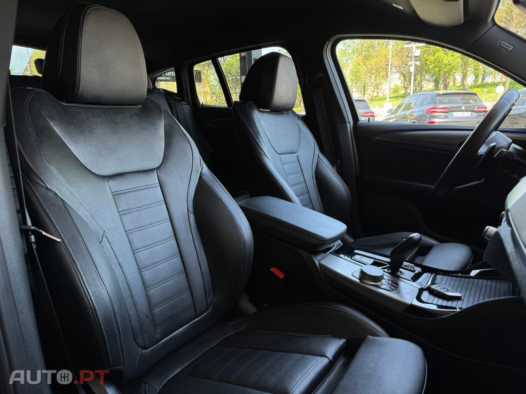 BMW X4 M M40 d Auto