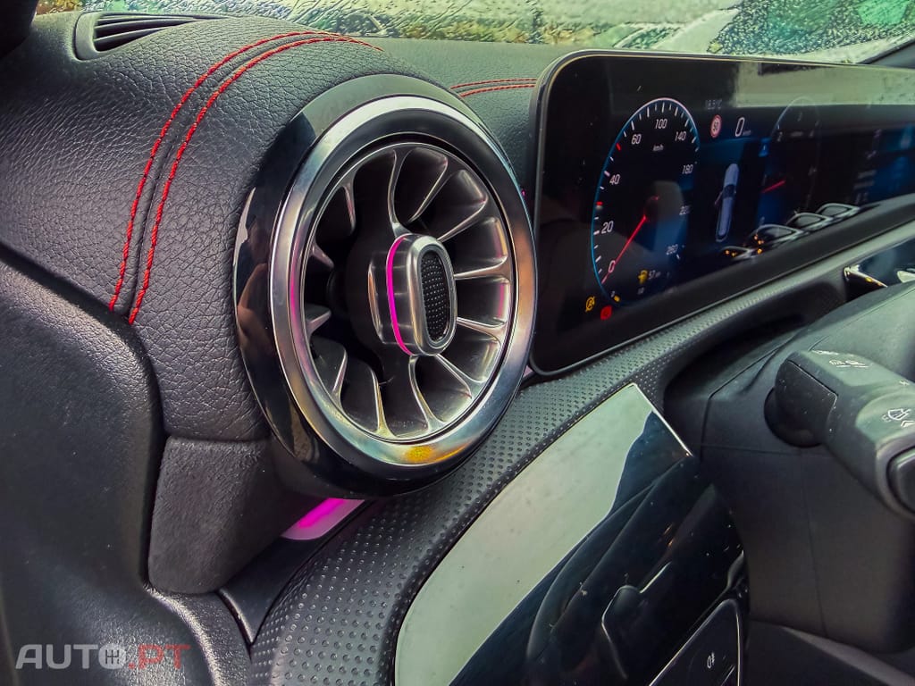 Mercedes-Benz CLA 220 d Shooting Brake AMG Line Aut.