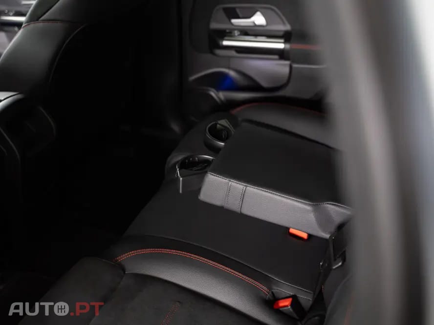 Mercedes-Benz EQA 300 4Matic AMG Line