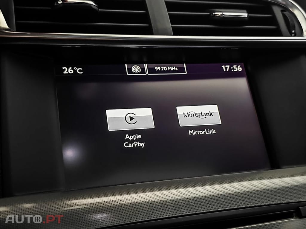Citroen C4 1.2 e-THP Shine