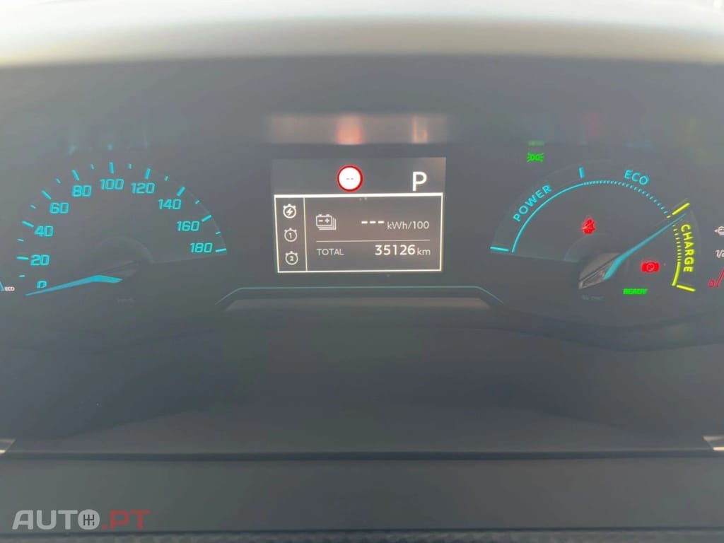 Peugeot E-2008 50 kWh Active Pack