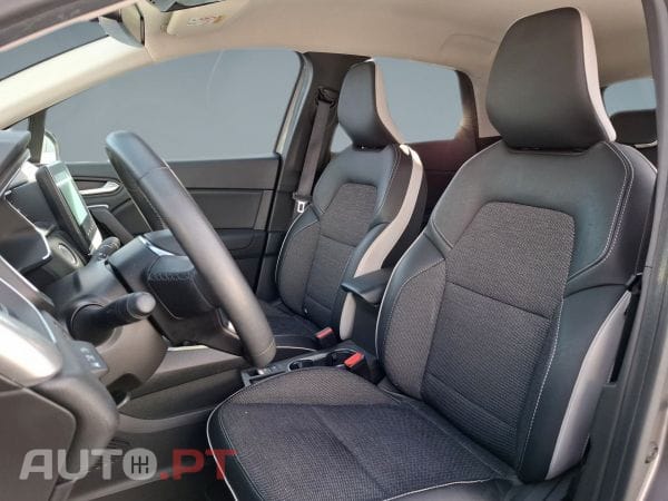 Renault Captur 1.0 TCe 100 Bi-Fuel techno