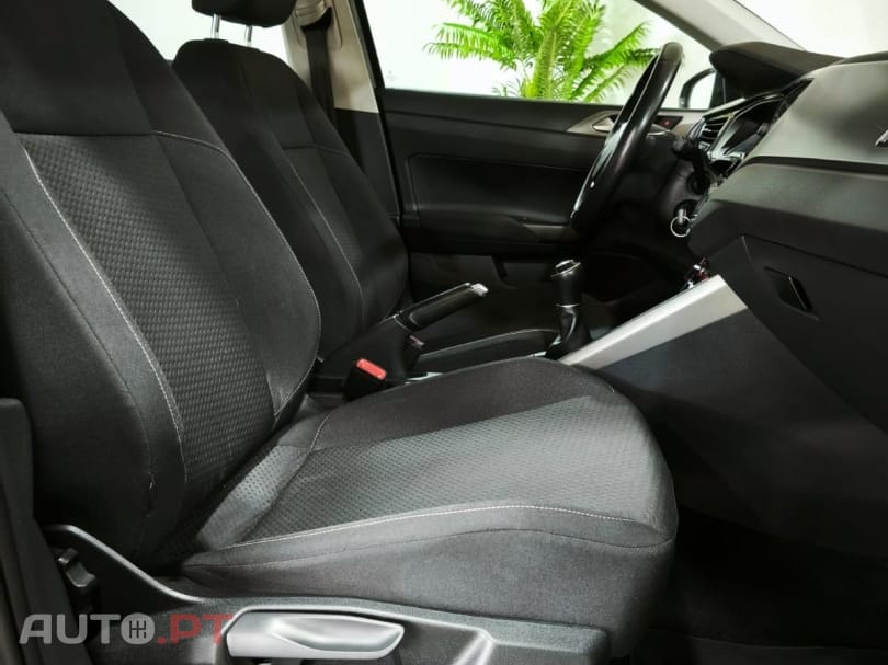 Volkswagen Polo 1.0 Confortline