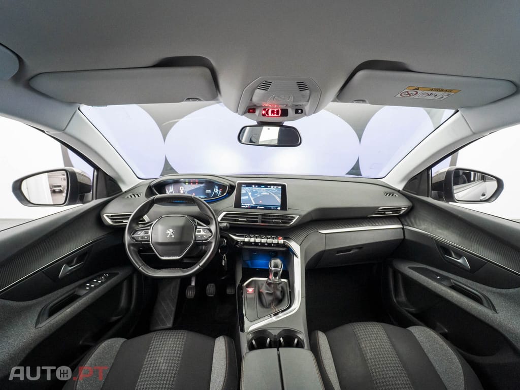 Peugeot 3008 1.5 BlueHDi Style