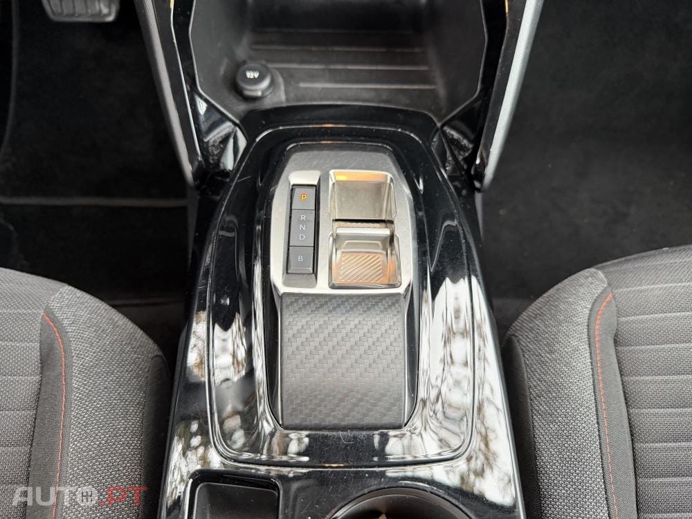 Peugeot E-208 50 kWh Allure Pack